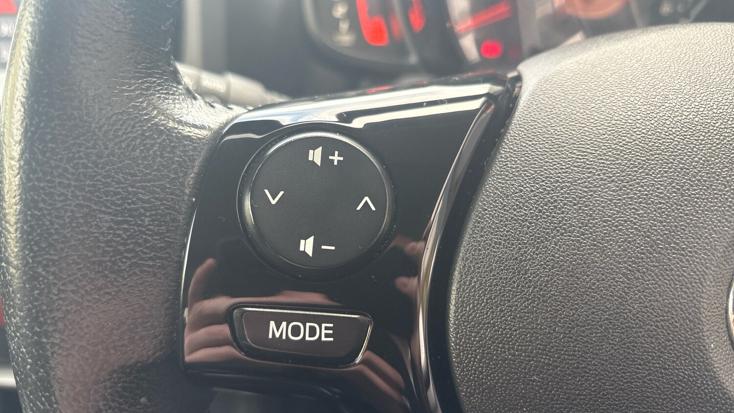 Used Toyota AYGO 2019 for sale - 76335093: Photo 30