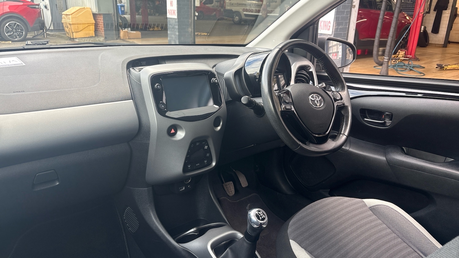 Used Toyota AYGO 2019 for sale - 76335093: Photo 9