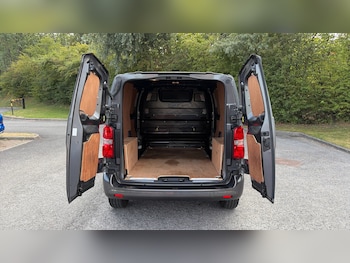 Used Vauxhall Vivaro 2023 for sale - 79595224: Photo