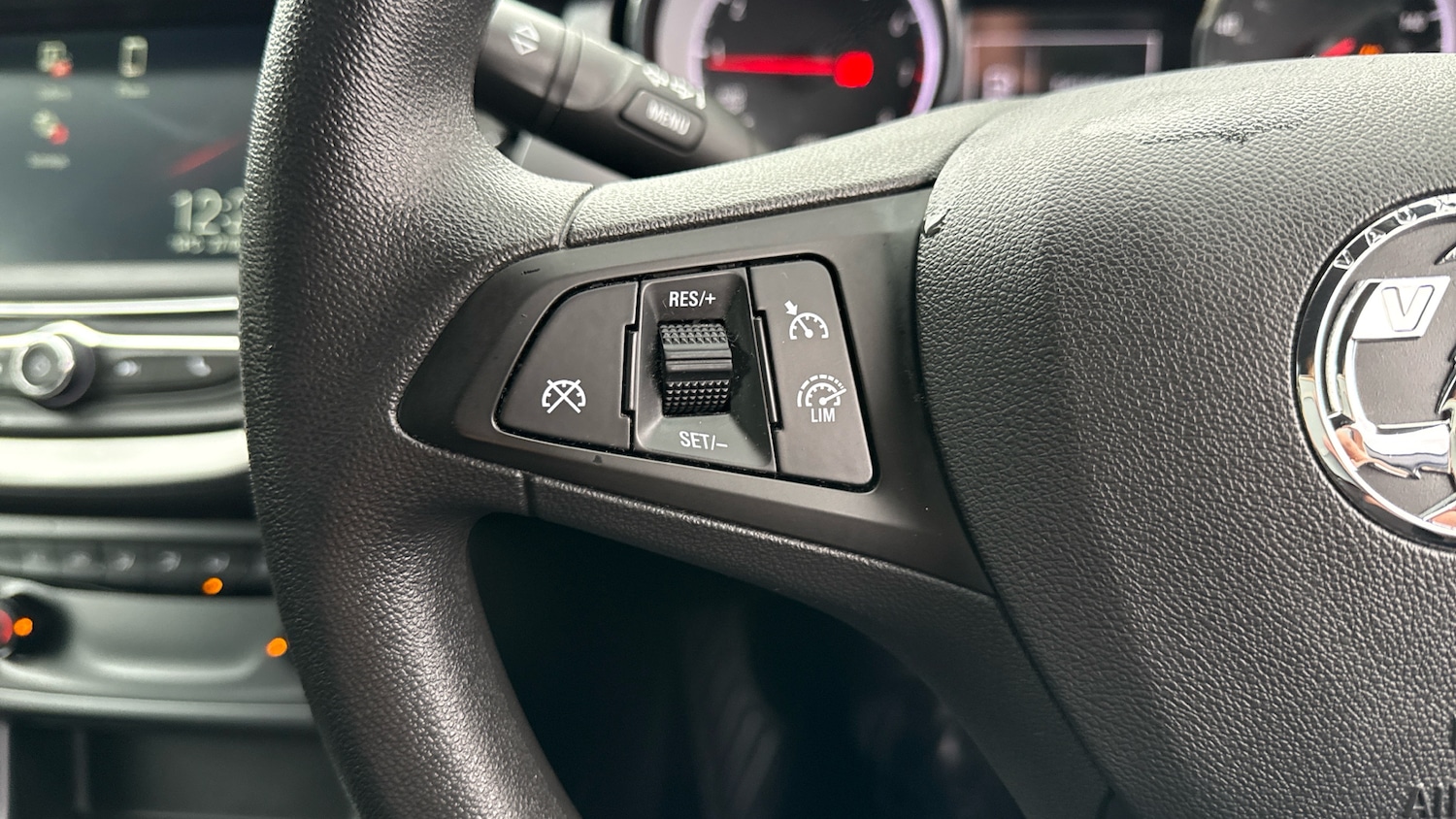 Used Vauxhall Astra 2019 for sale - 76696859: Photo 28