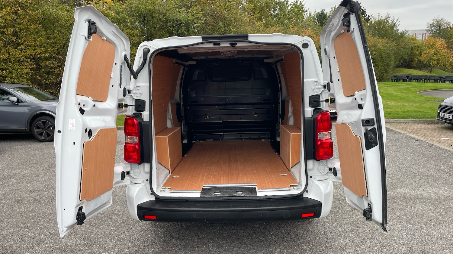Used Vauxhall Vivaro 2022 for sale - 76255230: Photo 3