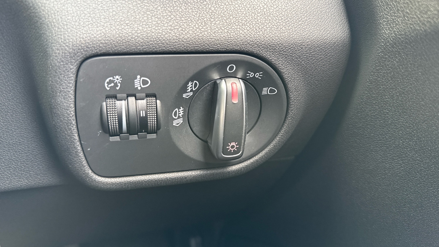 Used Audi A1 2014 for sale - 76598846: Photo 21