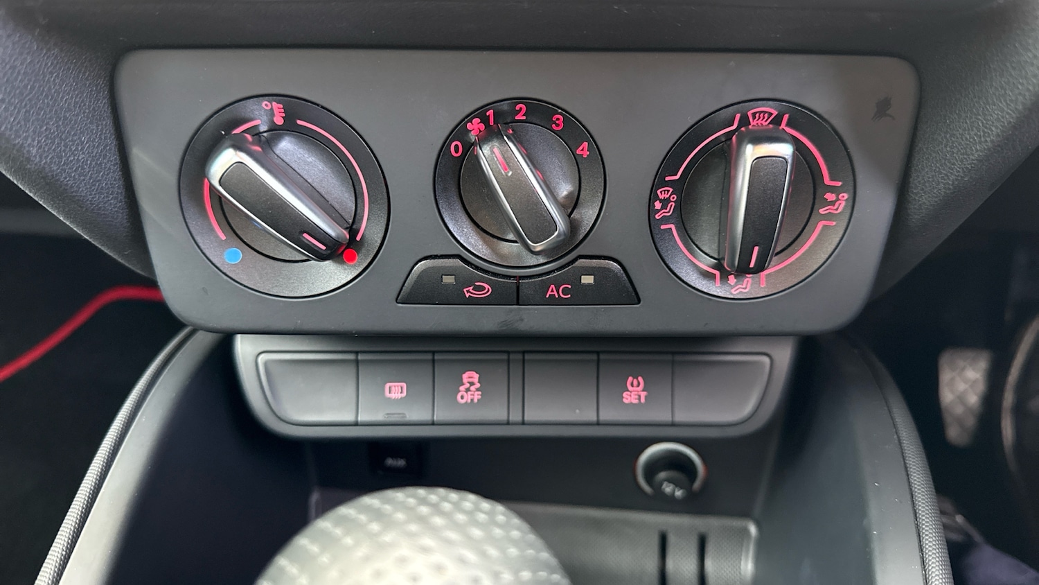 Used Audi A1 2014 for sale - 76598846: Photo 34