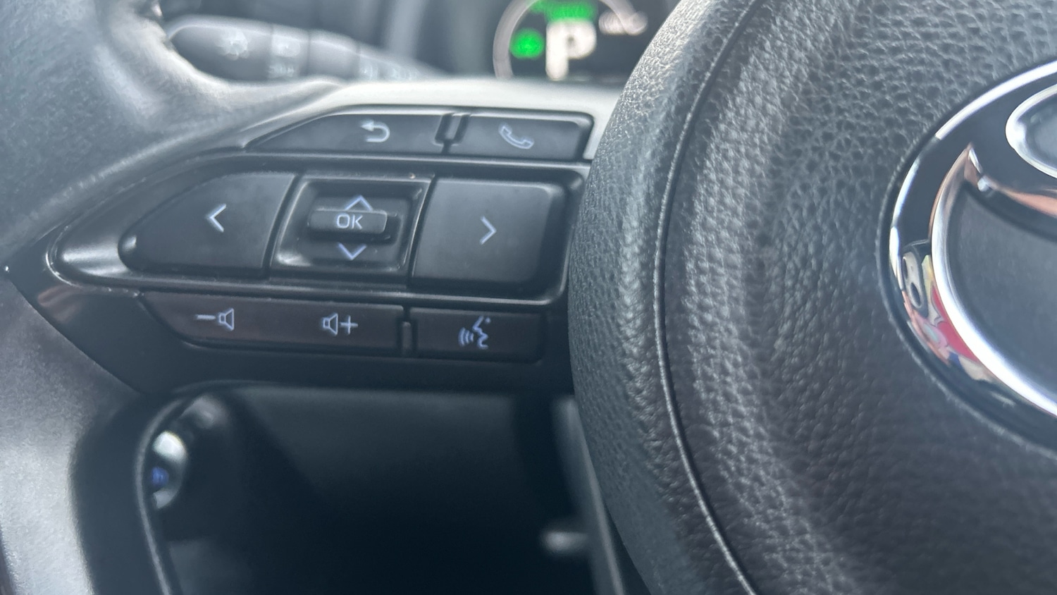 Used Toyota Yaris 2021 for sale - 77124984: Photo 31