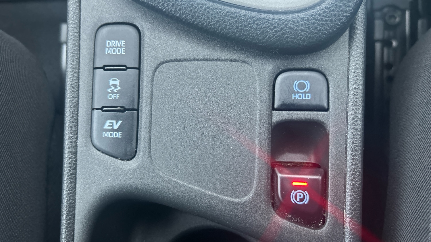 Used Toyota Yaris 2021 for sale - 77124984: Photo 37