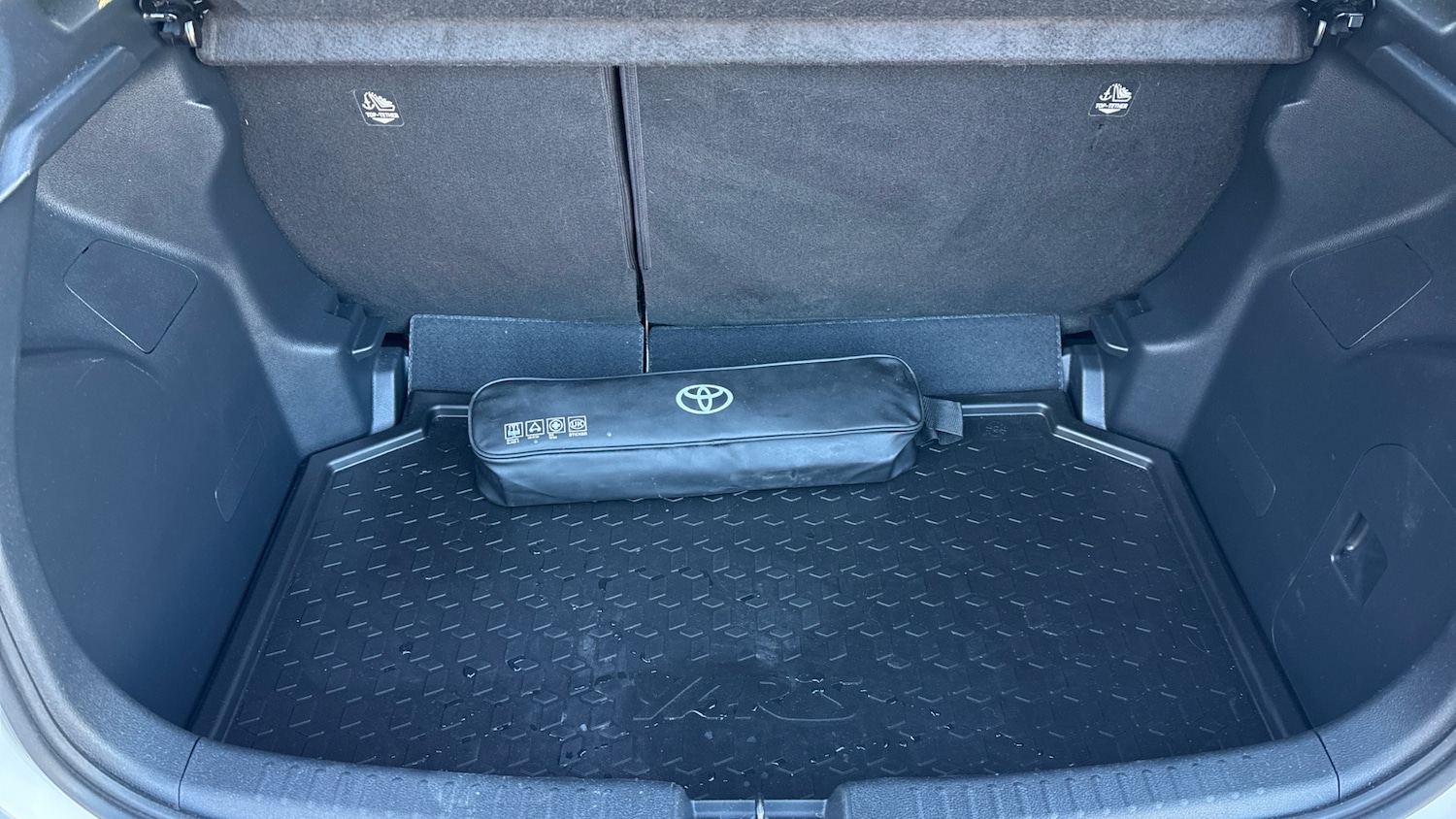 Used Toyota Yaris 2021 for sale - 77124984: Photo 4