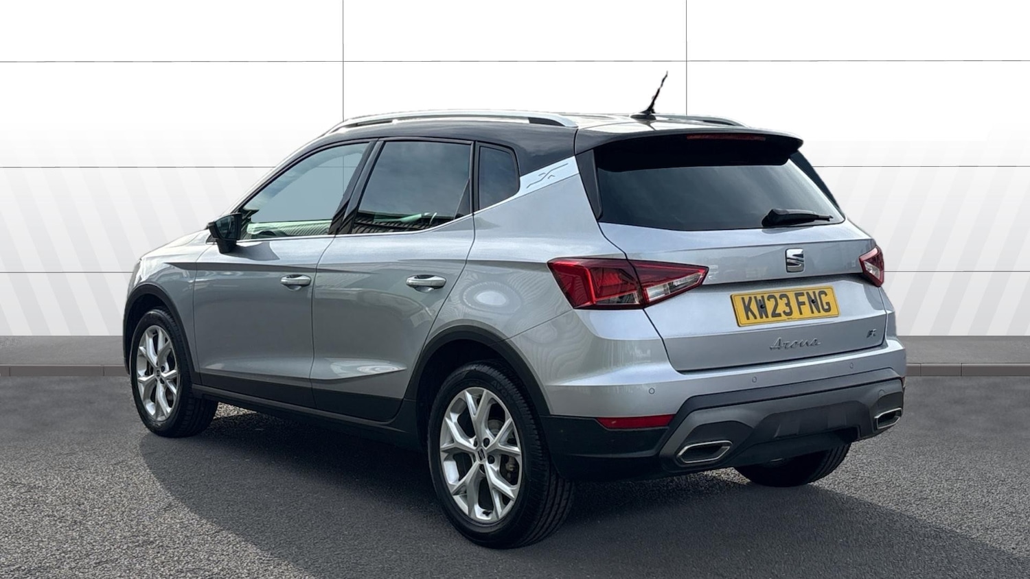 Used SEAT Arona 2023 for sale - 76209233: Photo 2