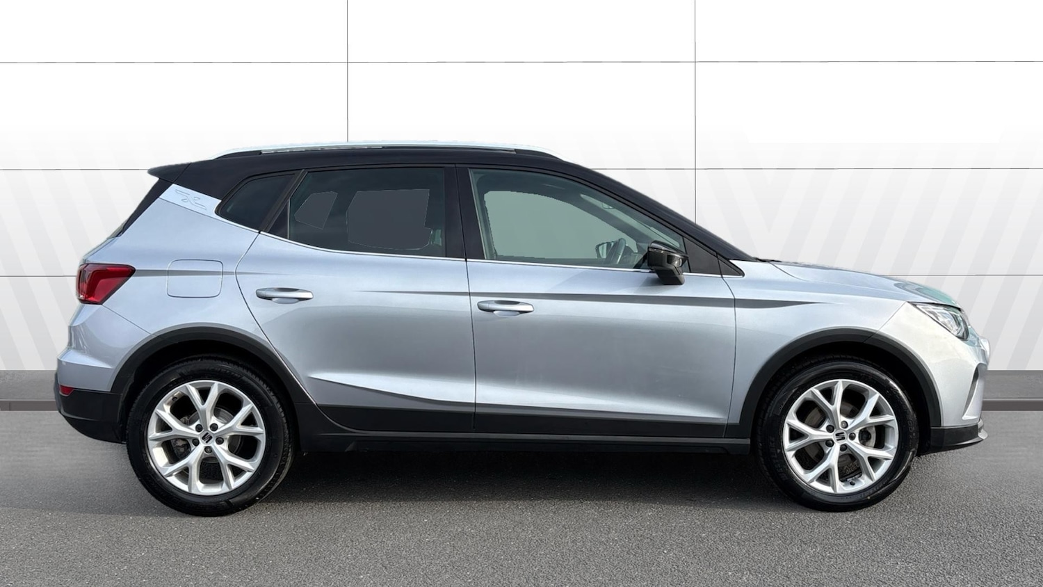 Used SEAT Arona 2023 for sale - 76209233: Photo 5