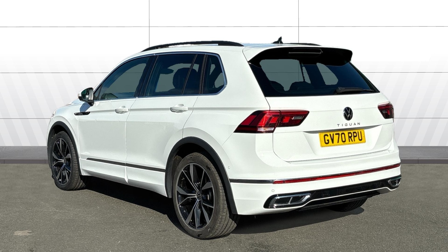 Used Volkswagen Tiguan 2021 for sale - 76183123: Photo 2