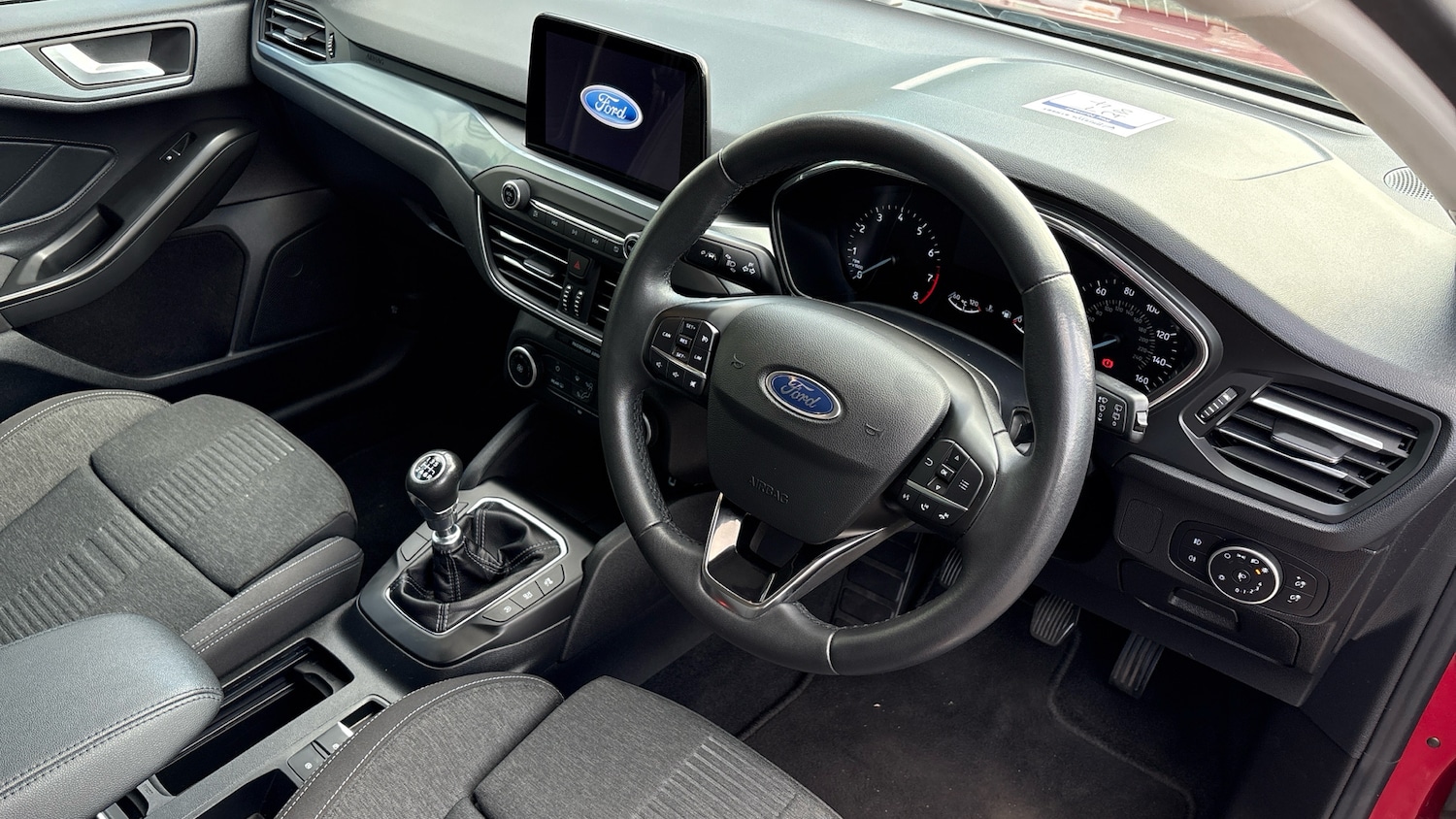 Used Ford Focus 2020 for sale - 76253129: Photo 11