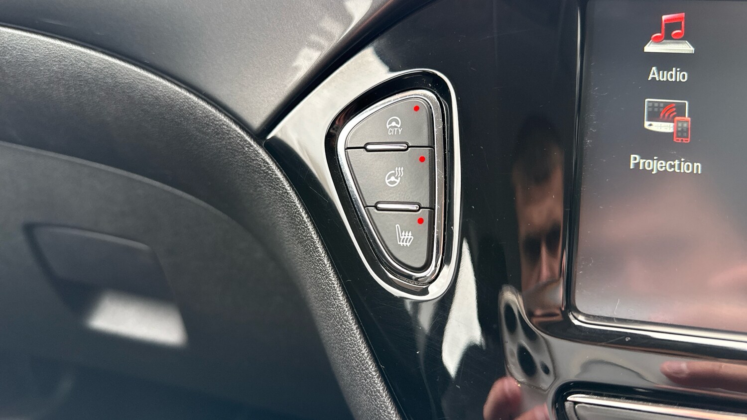 Used Vauxhall Corsa 2016 for sale - 77930519: Photo 26