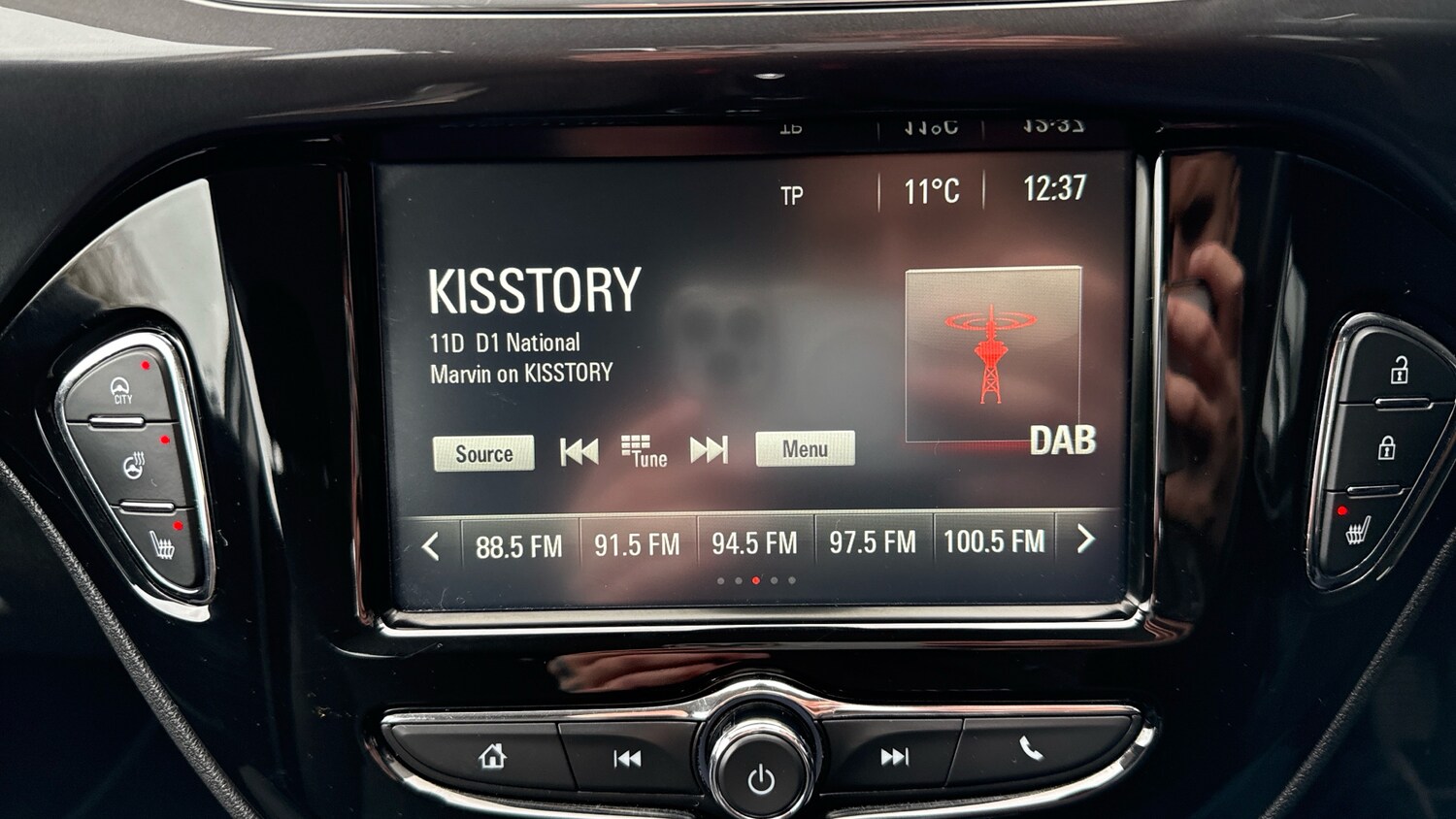 Used Vauxhall Corsa 2016 for sale - 77930519: Photo 28