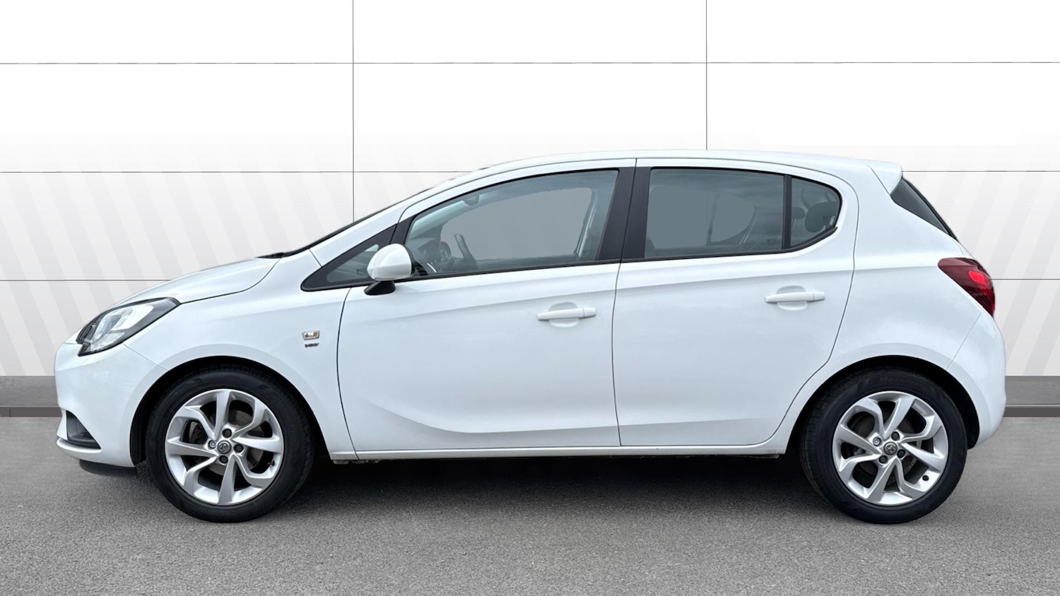 Used Vauxhall Corsa 2016 for sale - 77930519: Photo 5