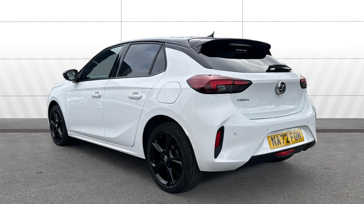 Used Vauxhall Corsa 2022 for sale - 76452668: Photo 2