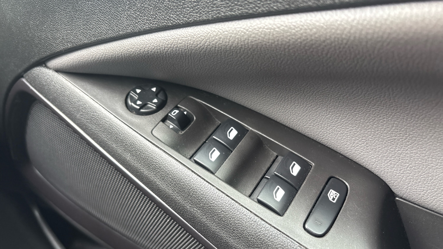 Used Vauxhall Crossland X 2019 for sale - 77930521: Photo 30