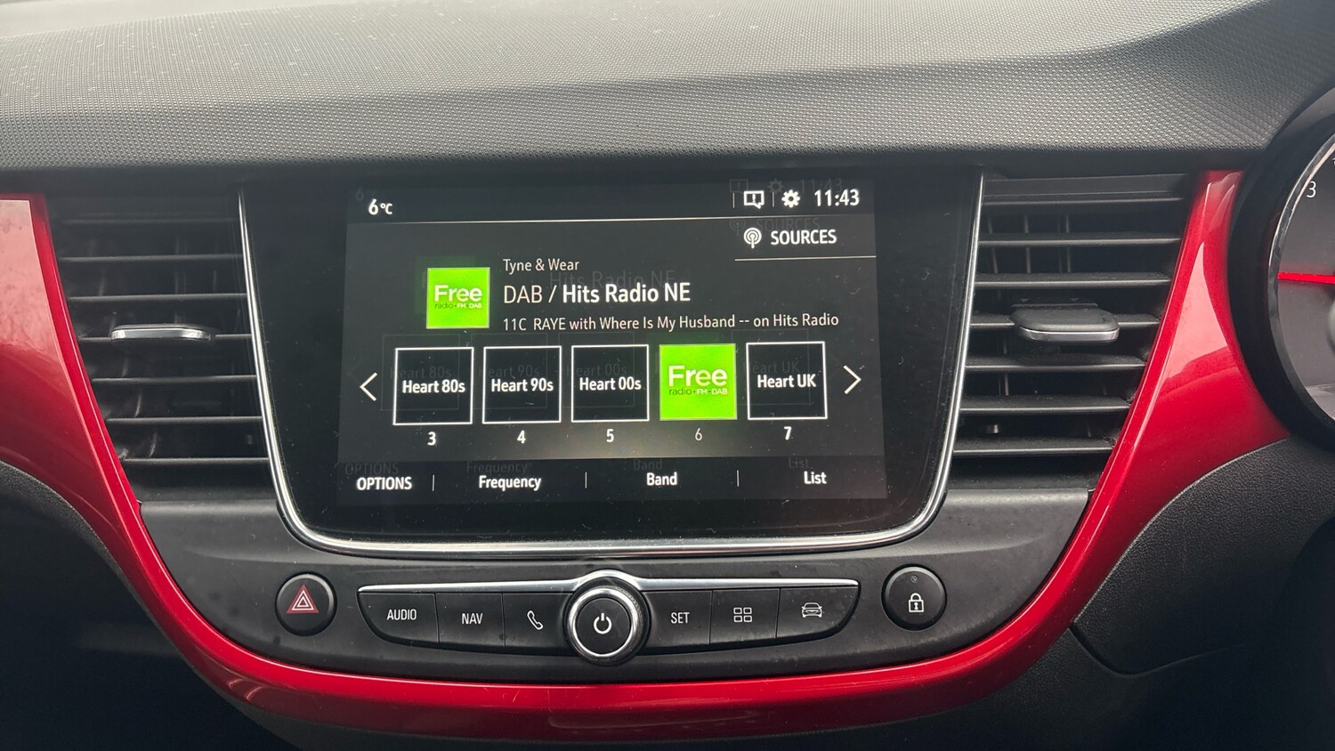 Used Vauxhall Crossland 2022 for sale - 77420163: Photo 12