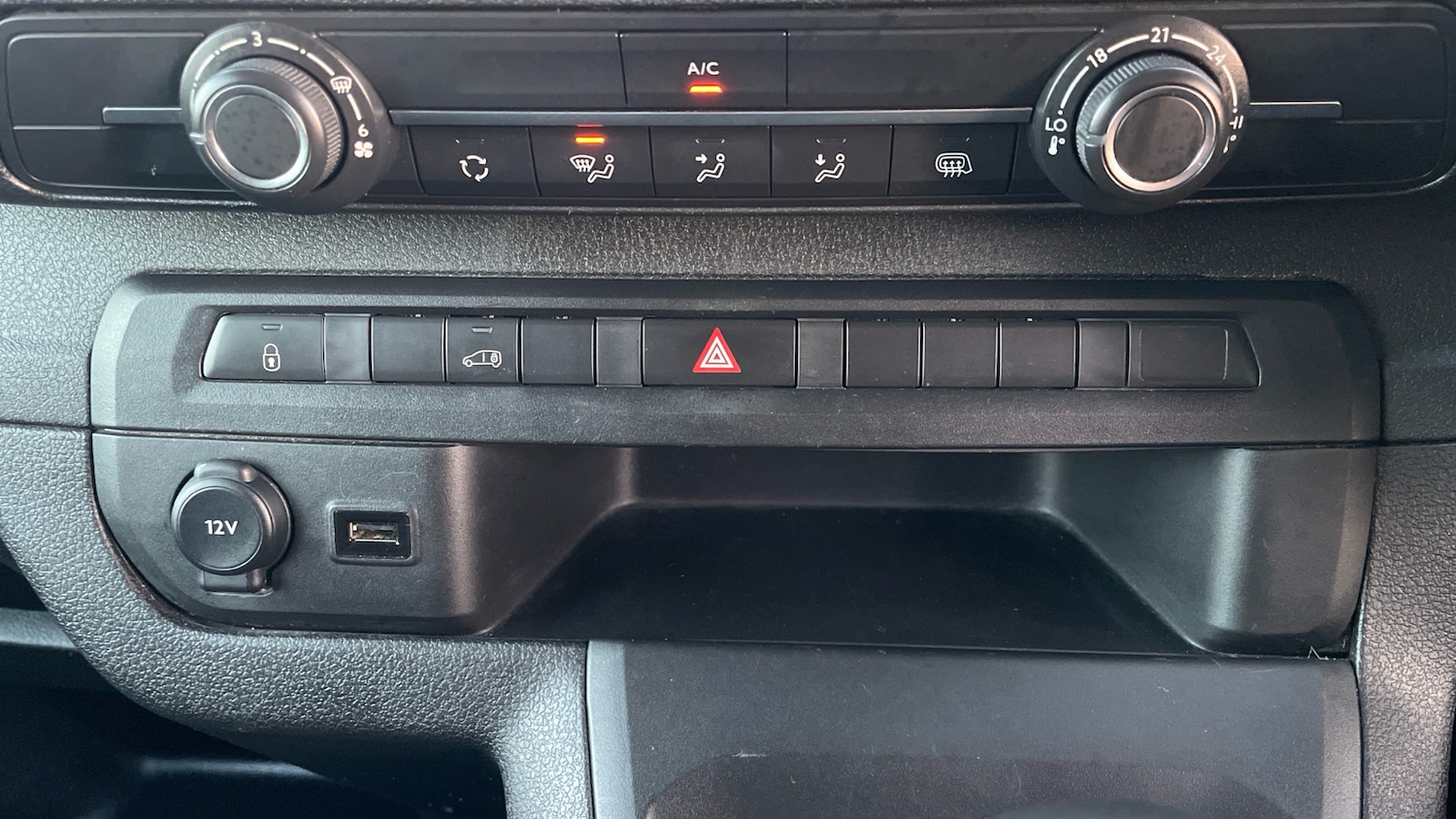 Used Peugeot Expert 2023 for sale - 76907677: Photo 26