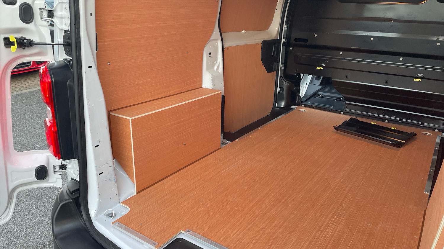 Used Peugeot Expert 2023 for sale - 76907677: Photo 37