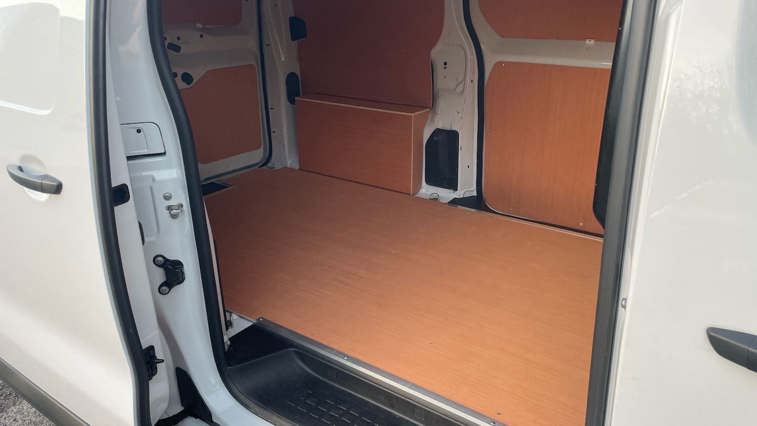 Used Peugeot Expert 2023 for sale - 76907677: Photo 5