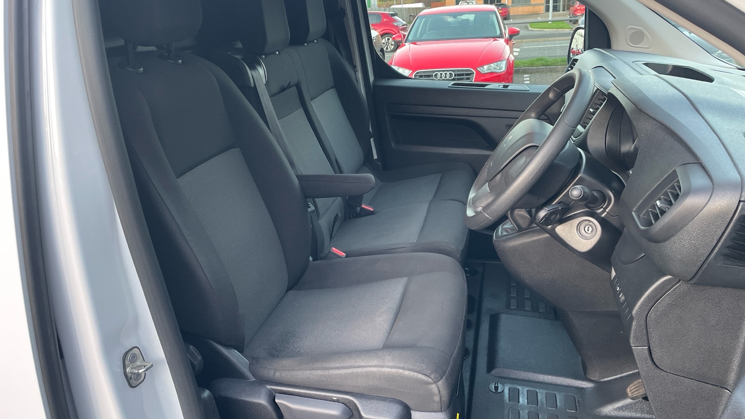 Used Peugeot Expert 2023 for sale - 76907677: Photo 6