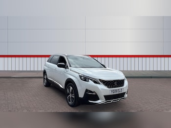 Peugeot - 5008