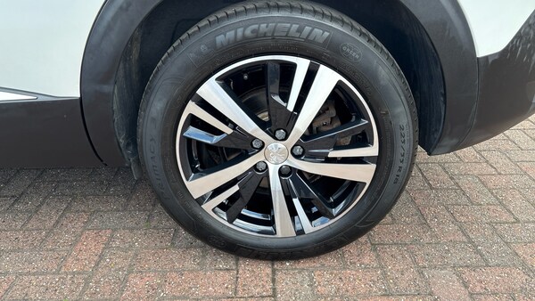 Used Peugeot 5008 2019 for sale - 76131173: Photo 41