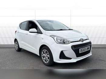 Used Hyundai i10 2018 for sale - 79044611: Photo