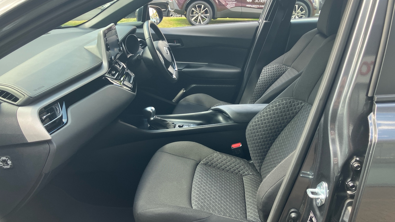 Used Toyota C-HR 2022 for sale - 76133953: Photo 10