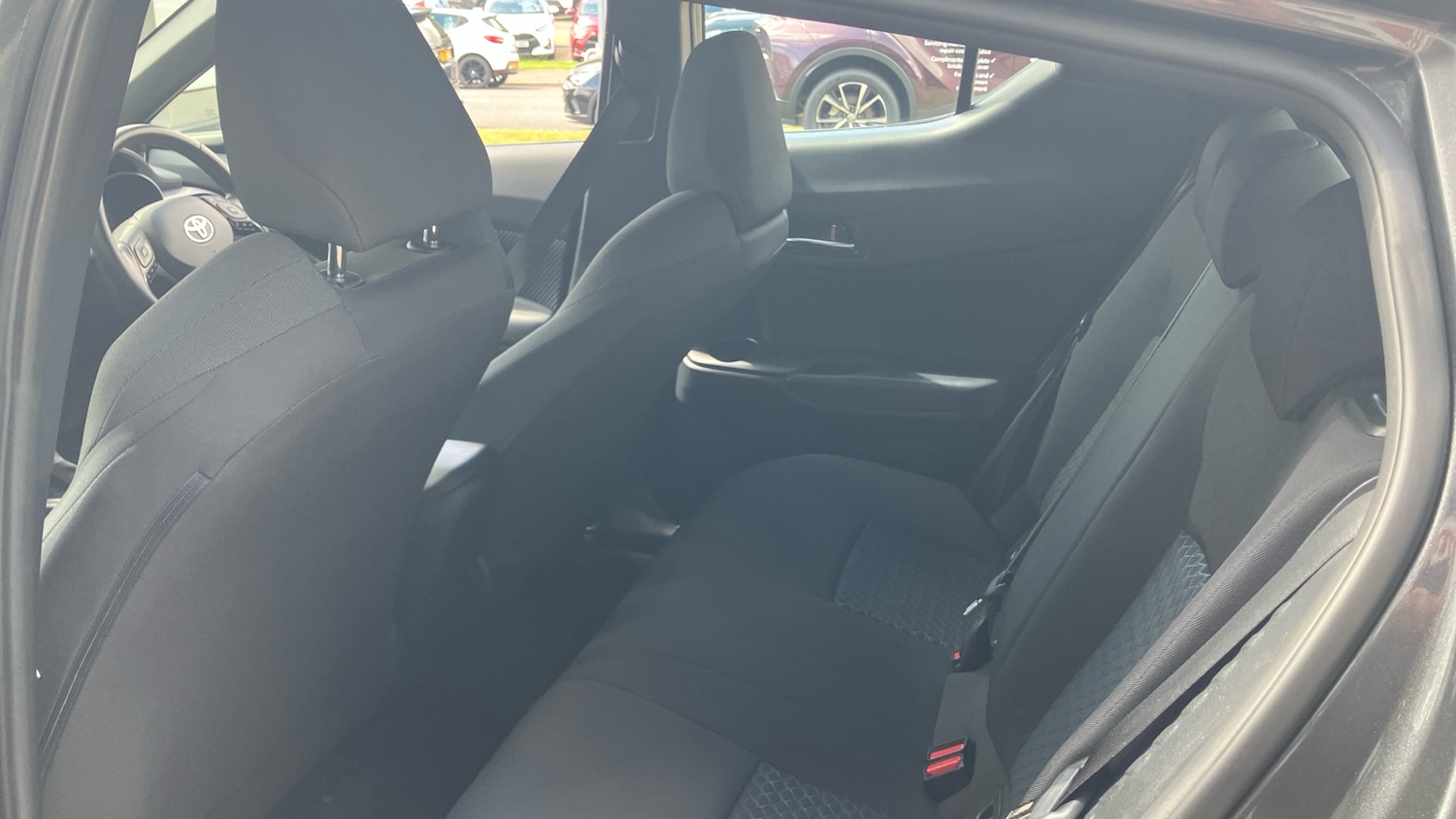 Used Toyota C-HR 2022 for sale - 76133953: Photo 13