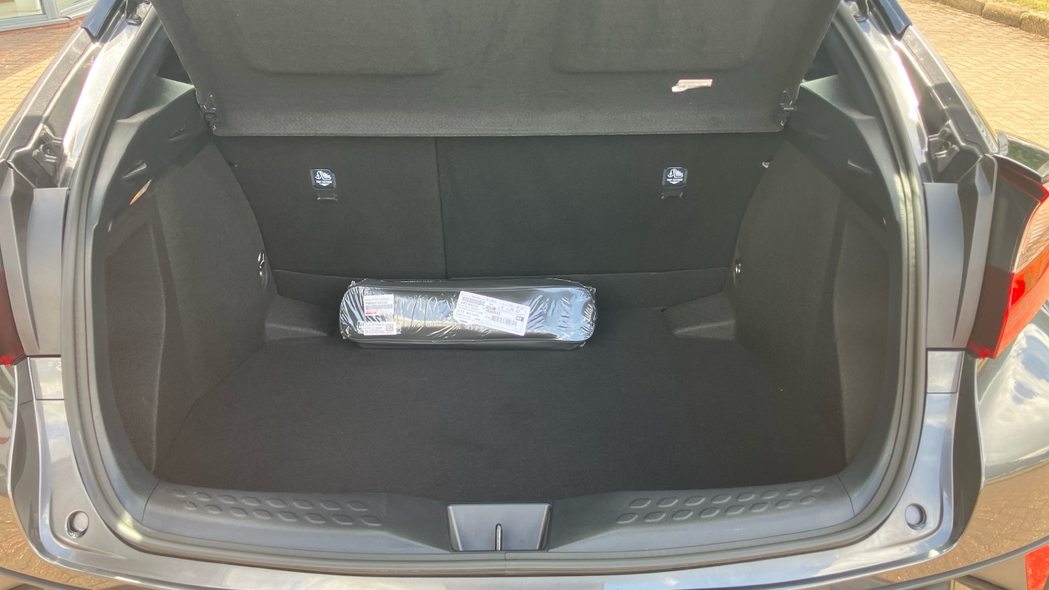Used Toyota C-HR 2022 for sale - 76133953: Photo 14