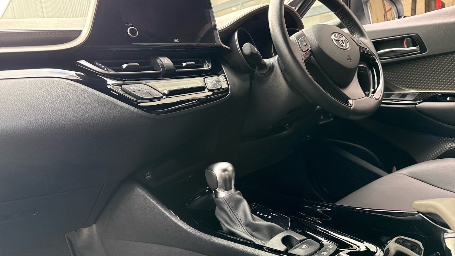 Used Toyota C-HR 2023 for sale - 76194698: Photo 13