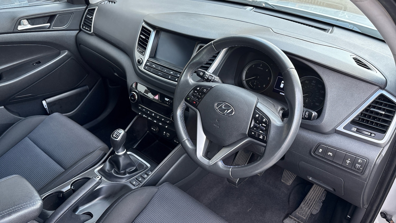 Used Hyundai TUCSON 2018 for sale - 76405179: Photo 11