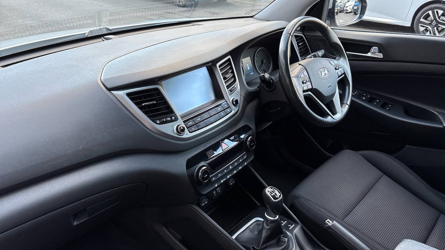 Used Hyundai TUCSON 2018 for sale - 76405179: Photo 9