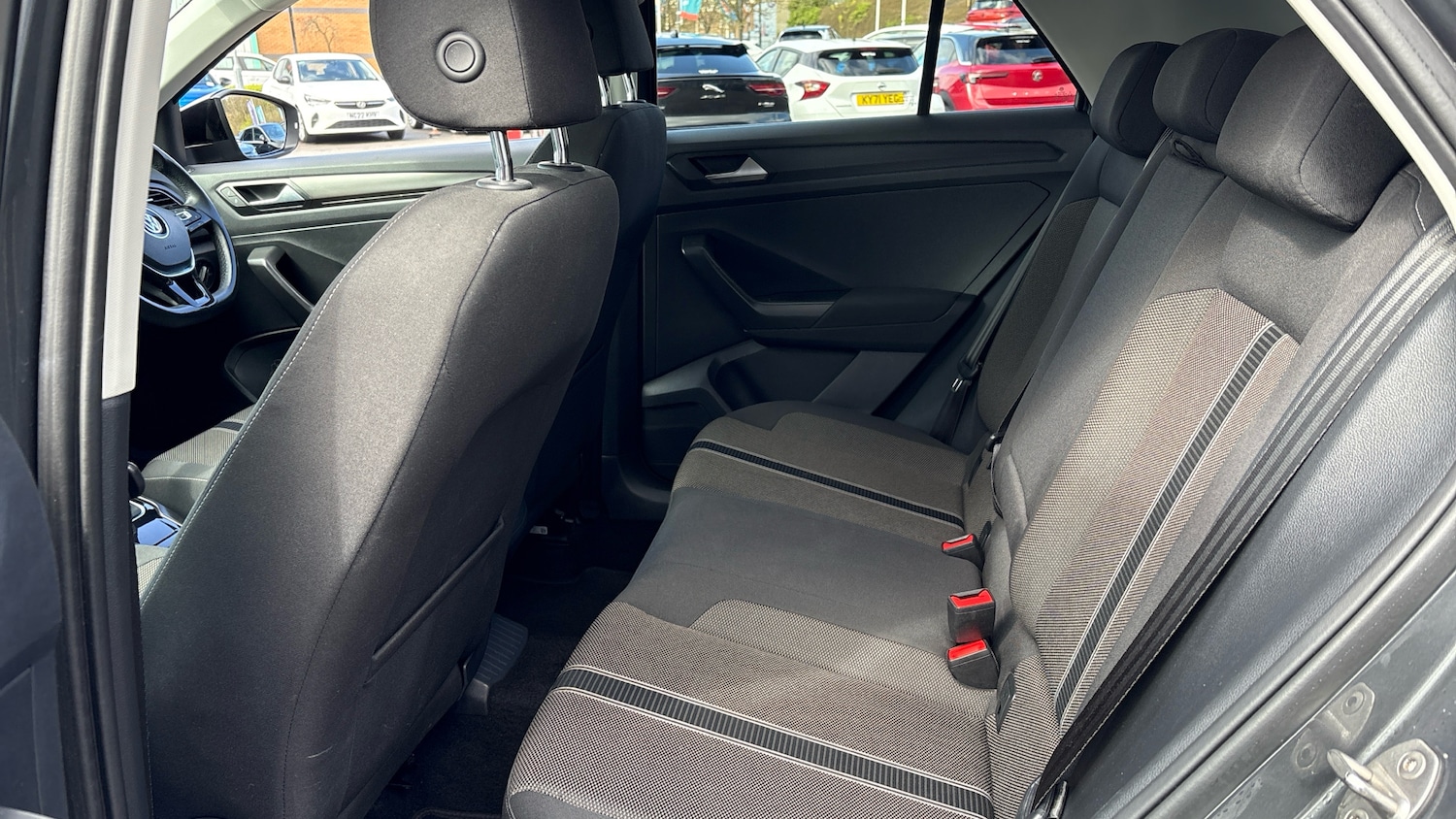 Used Volkswagen T-Roc 2019 for sale - 78031429: Photo 16