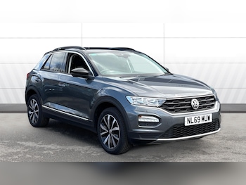 Used Volkswagen T-Roc 2019 for sale - 78031429: Photo