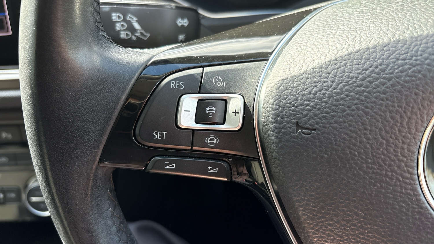 Used Volkswagen T-Roc 2019 for sale - 78031429: Photo 28