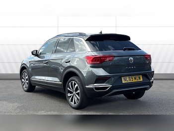 Used Volkswagen T-Roc 2019 for sale - 78031429: Photo
