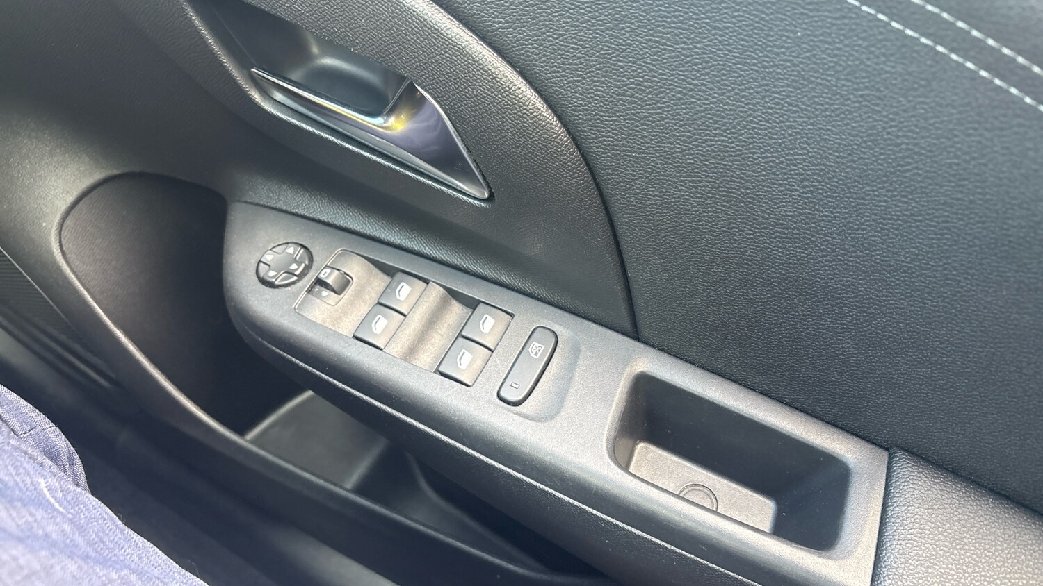 Used Vauxhall Corsa 2023 for sale - 76065944: Photo 32