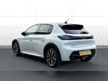 Used Peugeot 208 2023 for sale - 76265878: Photo 2