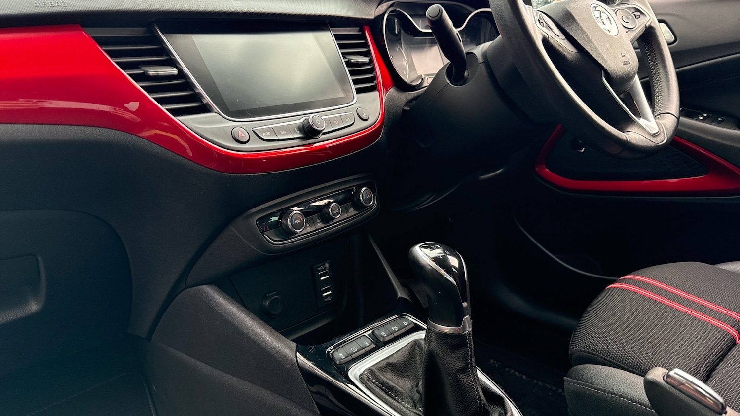 Used Vauxhall Crossland 2021 for sale - 77303401: Photo 13