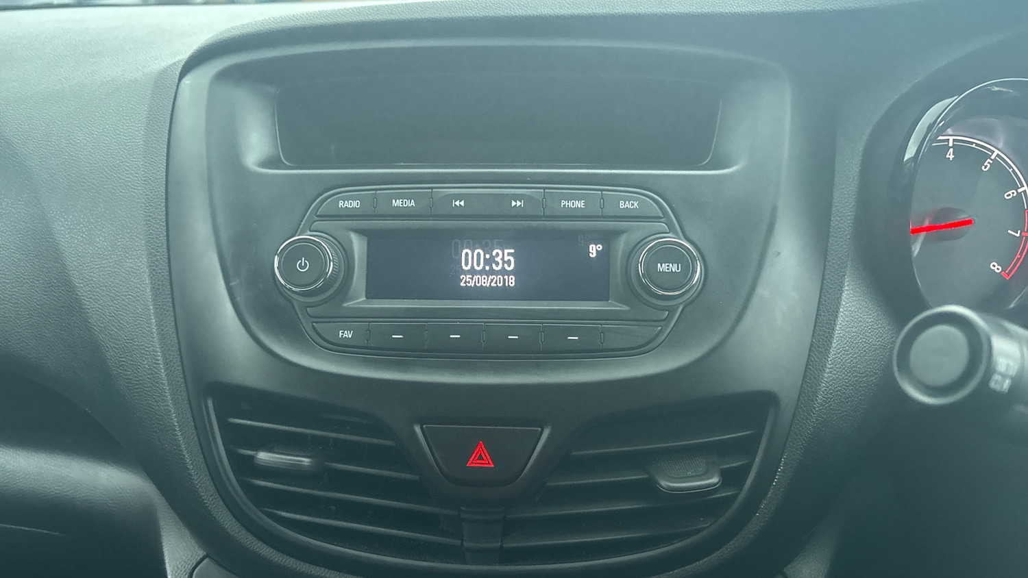 Used Vauxhall Viva 2019 for sale - 76763105: Photo 12