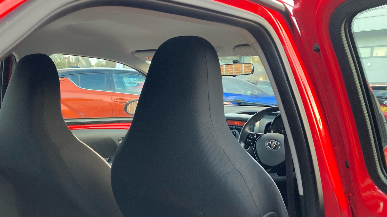 Used Toyota AYGO 2018 for sale - 77423219: Photo 20