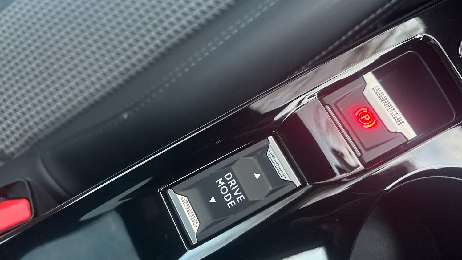 Used Peugeot 208 2022 for sale - 77033337: Photo 22