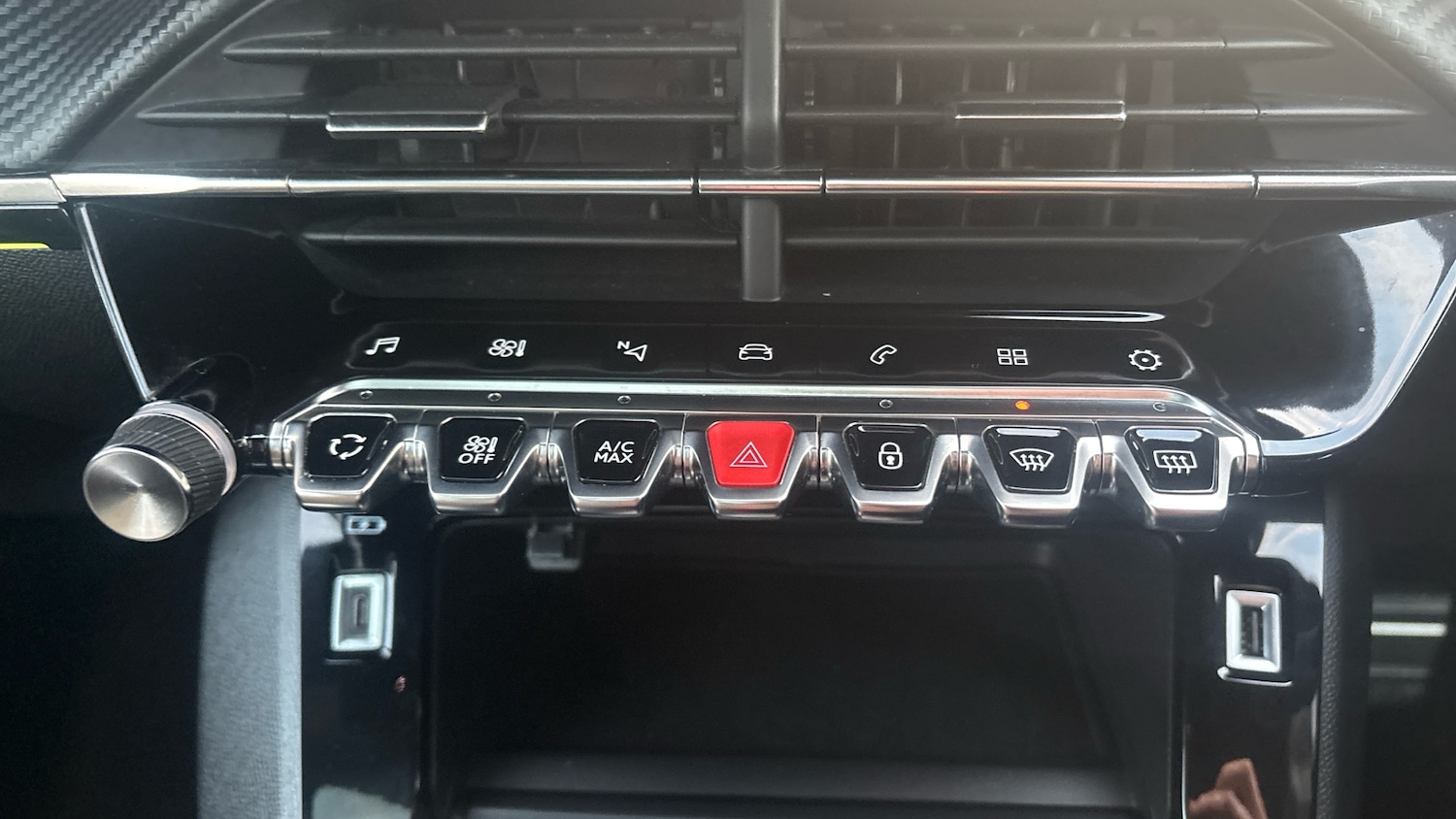 Used Peugeot 208 2022 for sale - 77033337: Photo 25