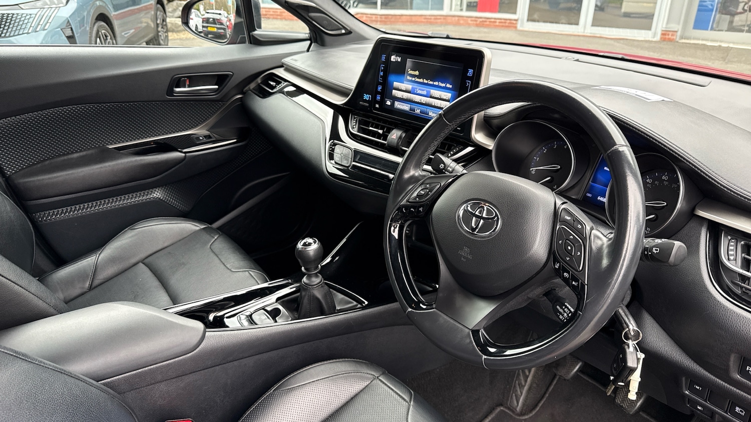 Used Toyota C-HR 2018 for sale - 78094927: Photo 11