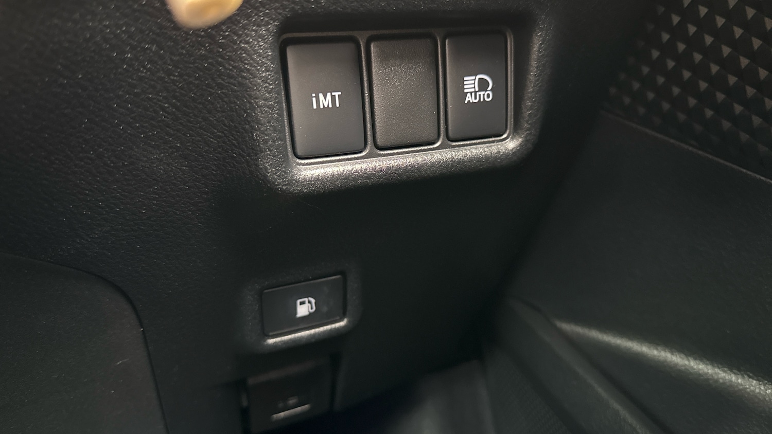 Used Toyota C-HR 2018 for sale - 78094927: Photo 32