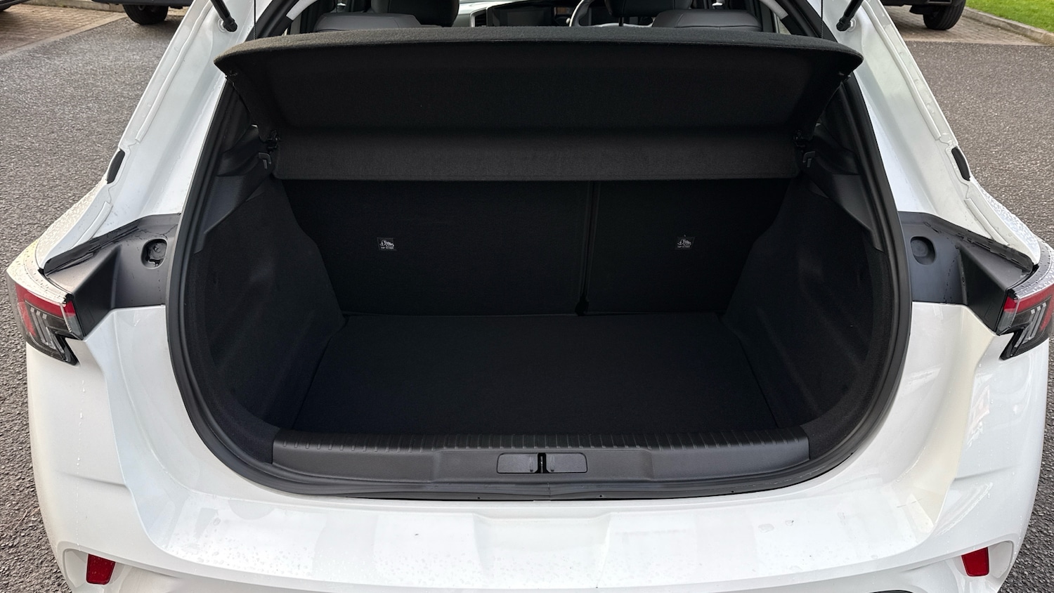 Used Vauxhall Mokka 2024 for sale - 76818737: Photo 4