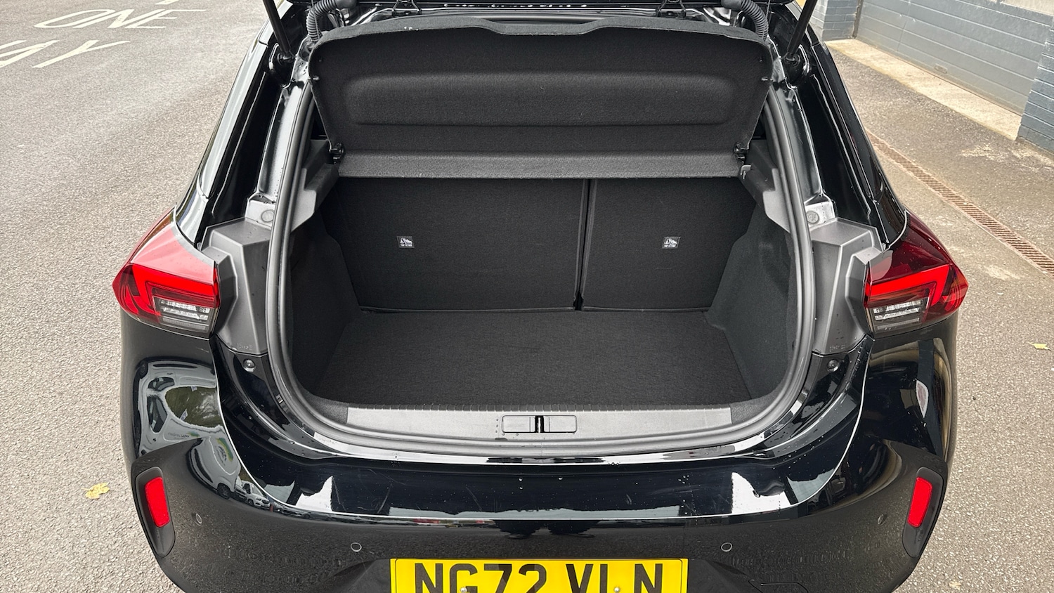 Used Vauxhall Corsa 2023 for sale - 76157040: Photo 4
