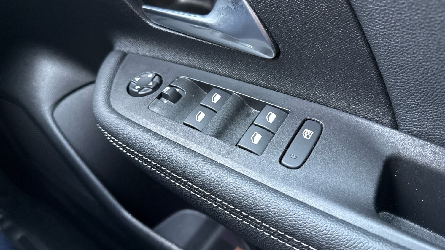 Used Vauxhall Mokka 2023 for sale - 76554857: Photo 25