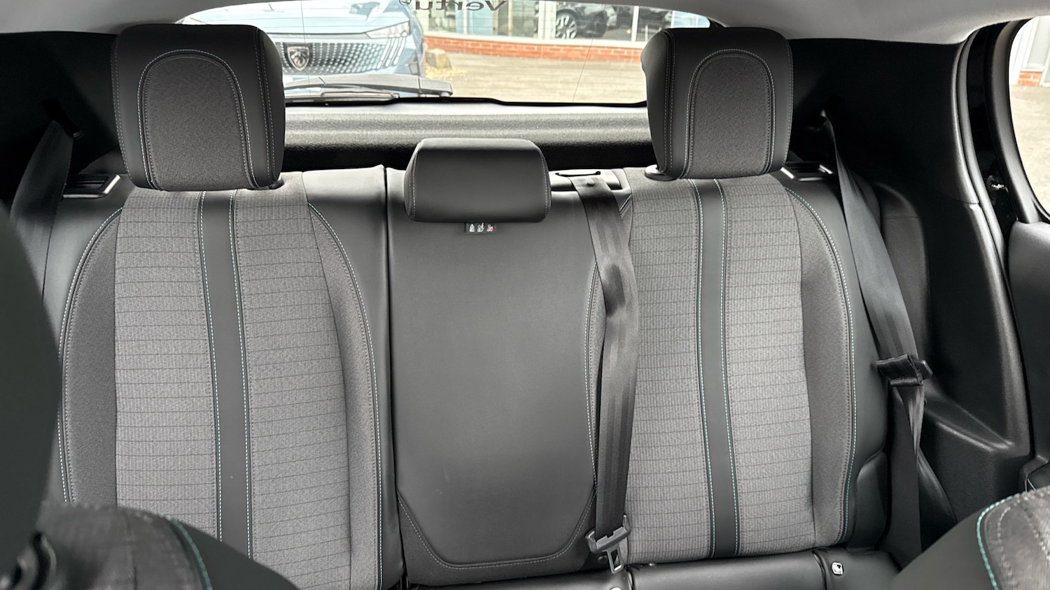 Used Peugeot 208 2023 for sale - 78109270: Photo 15